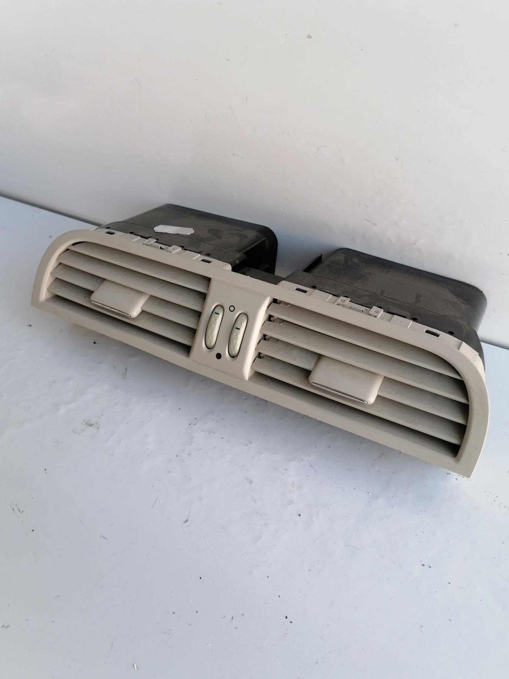 Bocchetta aria centr. cruscotto